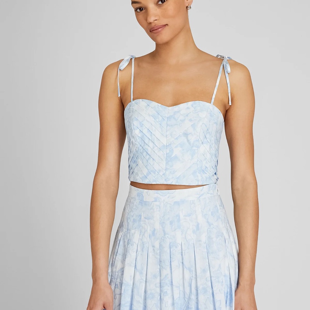 Club Monaco Chemise Pleat Detail Top - Picture 2 of 8